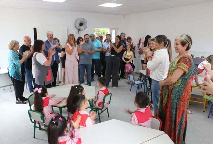 Imagen de Inauguraron una nueva sala en el Jardín N° 297 "Lucecitas del Paraná"