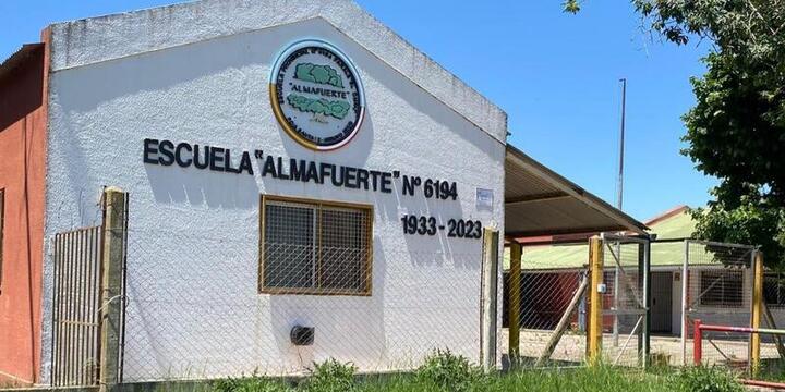 Imagen de La Escuela Almafuerte del Paraje El Ombú tiene nueva Cooperadora