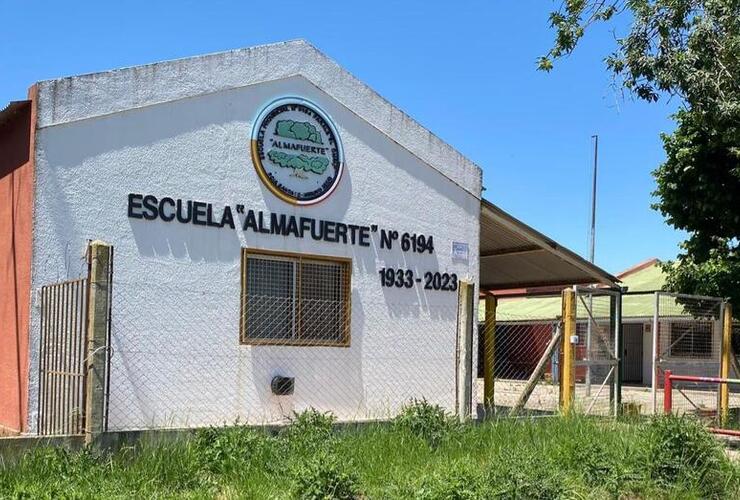 Imagen de La Escuela Almafuerte del Paraje El Omb&uacute; tiene nueva Cooperadora