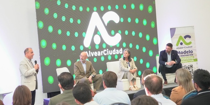 Imagen de En Alvear se realiz&oacute; la jornada Movilidad y Metr&oacute;polis