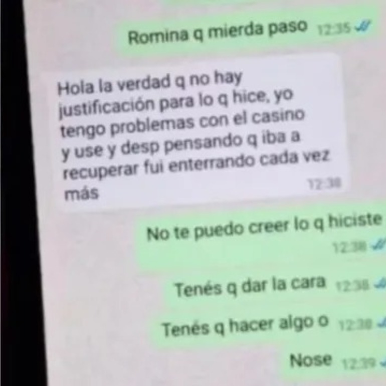 Chat de padres. La mujer confes&oacute; que el dinero recaudado lo perdi&oacute; en apuestas: "Tengo problemas con el casino".