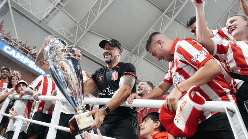 Imagen de Ver&oacute;n, sin filtro contra la AFA y el t&iacute;tulo de Central: "No da lo mismo ganar una estrella que te la den"