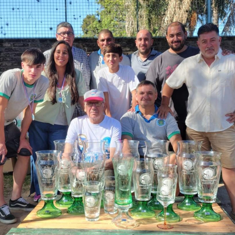 Imagen de Los Pescadores Unidos del Rowing Club, son el nuevo 'Rey de Copas' de la Pesca Santafesina