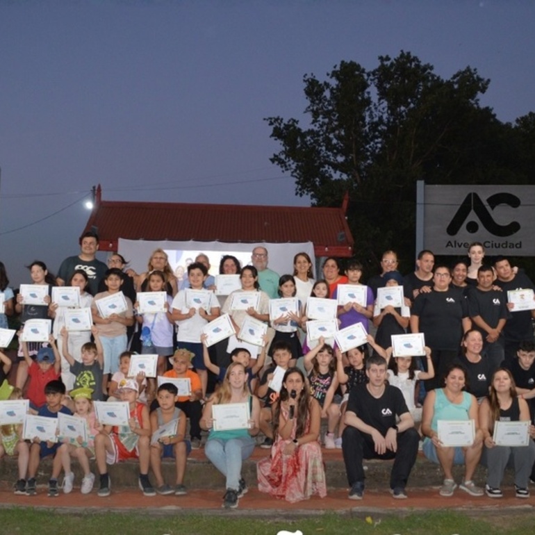 Imagen de Se realiz&oacute; el cierre de a&ntilde;o del CESBI en el CEA