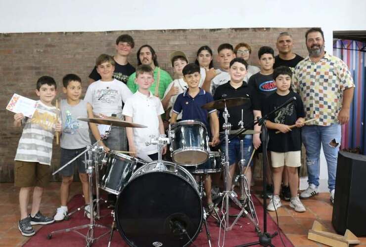 Imagen de El Taller de Bater&iacute;a realiz&oacute; su muestra de fin de a&ntilde;o en el Centro Cultural Furlong