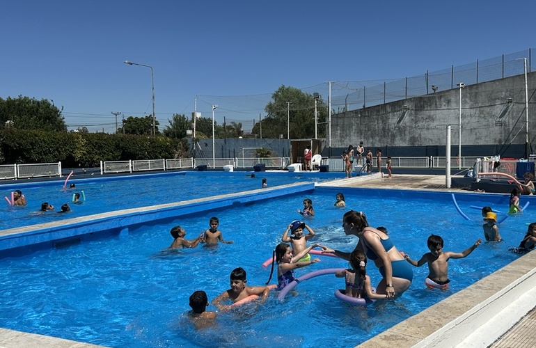 Imagen de Jornada acu&aacute;tica en la Colonia 'Picante'