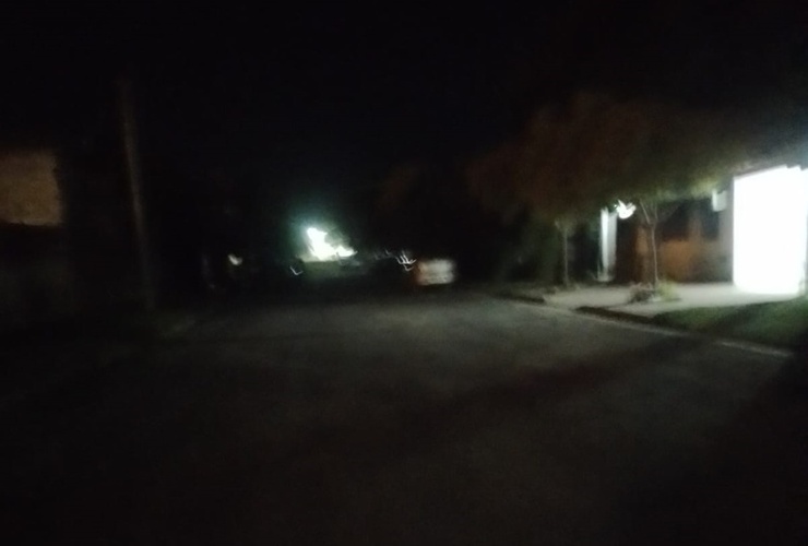 Imagen de Reclamo por falta de iluminaci&oacute;n en calle Luis Pasteur