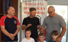 Imagen de Bomberos Voluntarios sortearon los premios de la Rifa de Fin de A&ntilde;o
