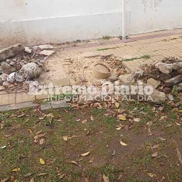 Imagen de Reclamo vecinal por una vereda en mal estado desde hace cuatro meses