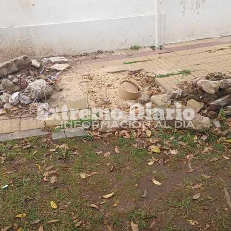 Imagen de Reclamo vecinal por una vereda en mal estado desde hace cuatro meses