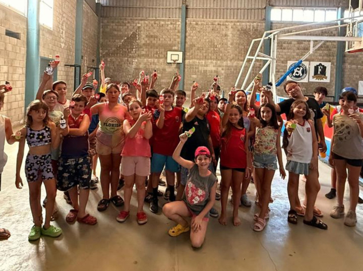 Imagen de La Colonia de Talleres sigue con actividades recreativas, deportivas y manuales en su 3er semana activa