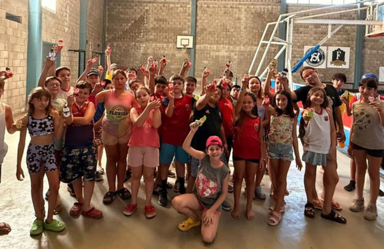 Imagen de La Colonia de Talleres sigue con actividades recreativas, deportivas y manuales en su 3er semana activa