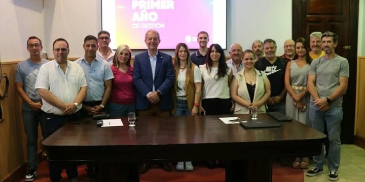 Imagen de El triple que Esper: El gabinete de Tonelli le cuesta a la ciudad m&aacute;s de $50.000.000