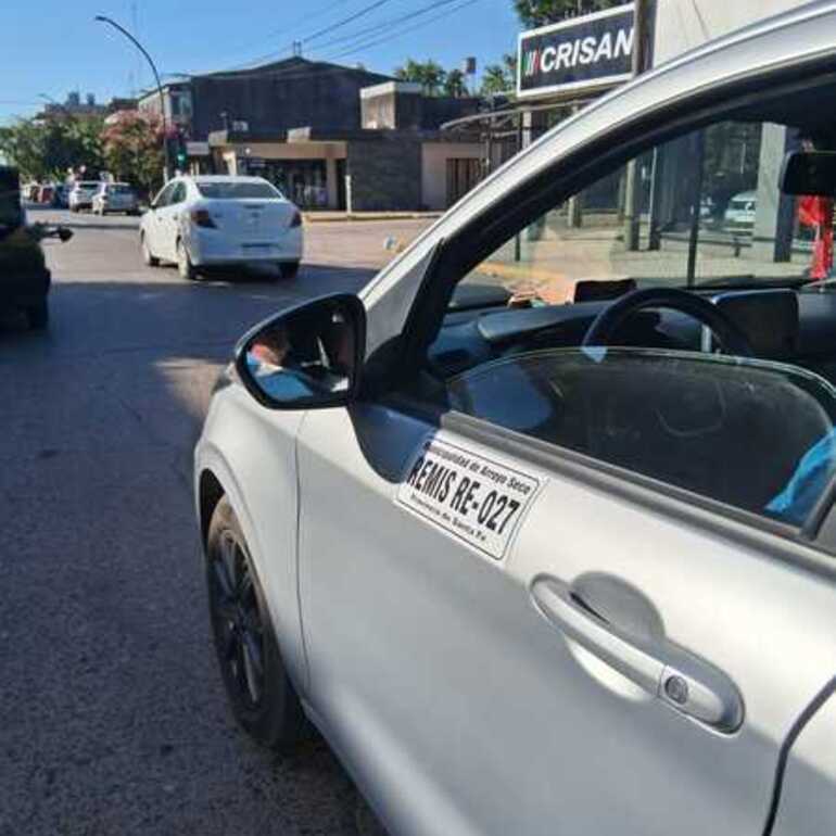 Imagen de Remiseros reclaman respuestas al Municipio por el avance de Uber y denuncian falta de di&aacute;logo