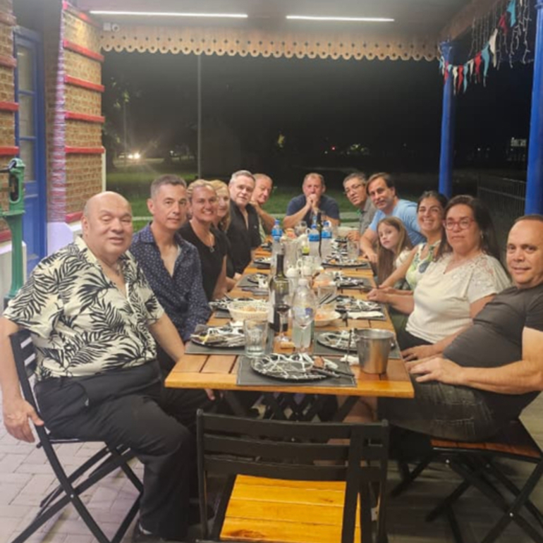 Imagen de La Comuna de Gral. Lagos realiz&oacute; cena agasajo de fin de a&ntilde;o a medios de comunicaci&oacute;n locales y regionales