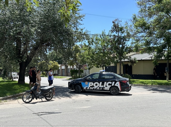 Imagen de Accidente de tr&aacute;nsito entre dos motos en Ju&aacute;rez Celman y Baigorria