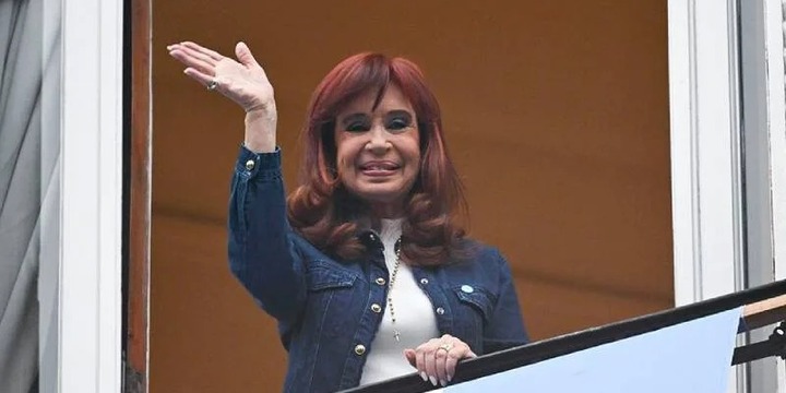 Imagen de Cristina seguir&aacute; internada por un cuadro de �&iacute;leo postoperatorio� tras la cirug&iacute;a de apendicitis