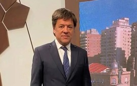 Imagen de Conocido empresario rosarino fue atacado por avispas y tuvo que ser hospitalizado de urgencia