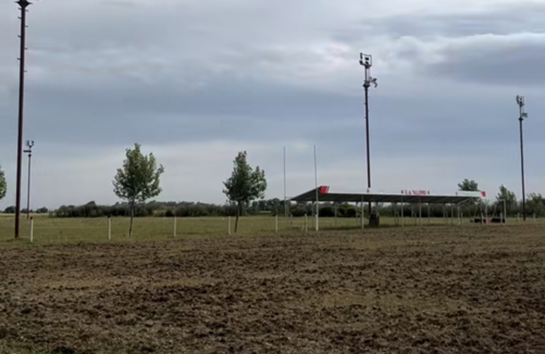 Imagen de Inici&oacute; la construcci&oacute;n de la cancha de hockey de c&eacute;sped sint&eacute;tico de Talleres
