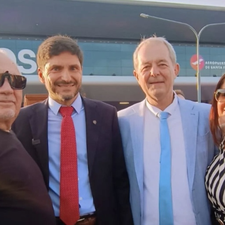 Imagen de Tonelli particip&oacute; de la inauguraci&oacute;n de las obras en el Aeropuerto de Rosario