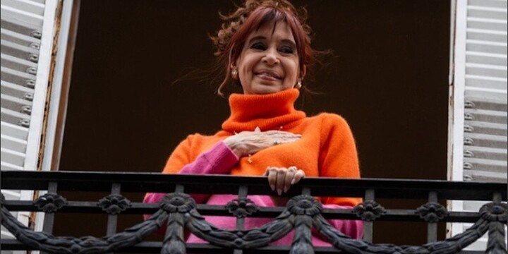 La exmandataria tiene 72 años y lleva más de una semana internada. La exmandataria tiene 72 años y lleva más de una semana internada.