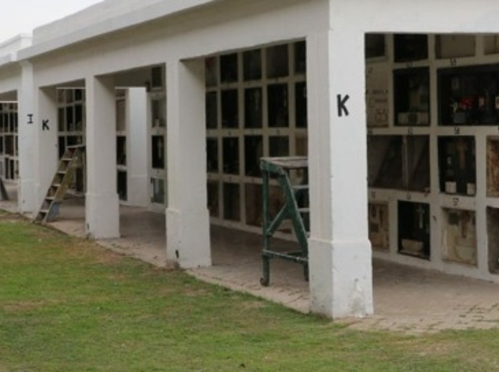 Imagen de Indignaci&oacute;n vecinal por el estado de abandono del Cementerio Municipal: �Nadie se hace cargo�