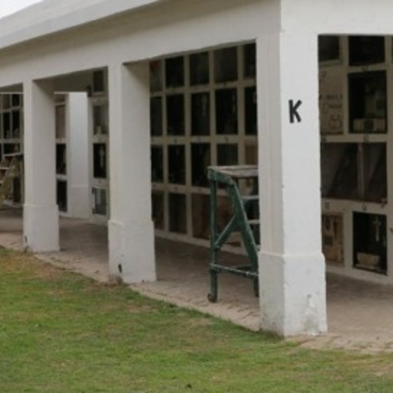 Imagen de Indignaci&oacute;n vecinal por el estado de abandono del Cementerio Municipal: �Nadie se hace cargo�