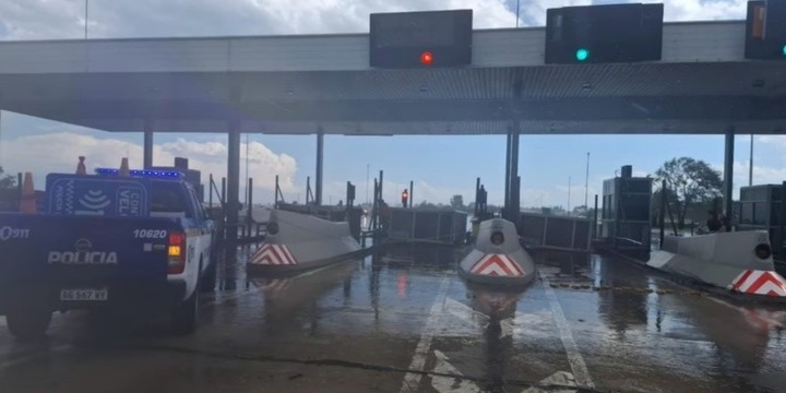 Imagen de Tr&aacute;gico temporal en C&oacute;rdoba: un muerto y varios heridos tras desprenderse una cabina de peaje