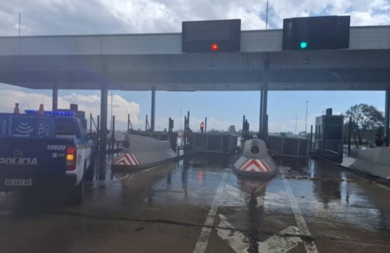 Imagen de Tr&aacute;gico temporal en C&oacute;rdoba: un muerto y varios heridos tras desprenderse una cabina de peaje