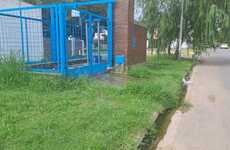 Imagen de Vecinos del barrio G&uuml;emes denuncian una p&eacute;rdida cloacal que ya lleva m&aacute;s de diez d&iacute;as sin soluci&oacute;n