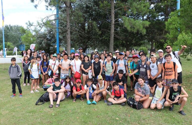 Imagen de Comenz&oacute; la Escuela de Verano en el predio de Rosario Central