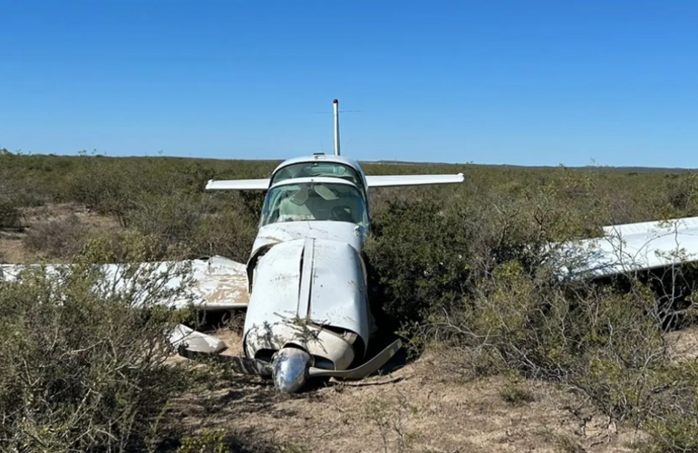 Imagen de Una avioneta de un empresario local cay&oacute; en zona rural de San Antonio Oeste