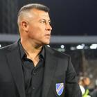 Imagen de Comienza la era Almir&oacute;n: el nuevo DT de Rosario Central ya est&aacute; en la ciudad