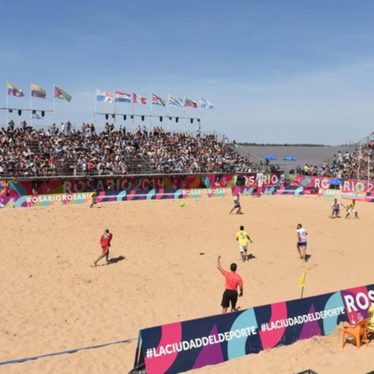 Imagen de Rosario se convierte en la capital mundial del f&uacute;tbol playa con la "Copa Tricentenario"