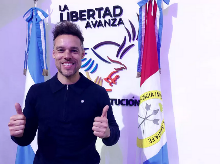 Imagen de Siguiendo los pasos de Milei: el concejal Mat&iacute;as Tomasi sortear&aacute; su sueldo en Villa Constituci&oacute;n