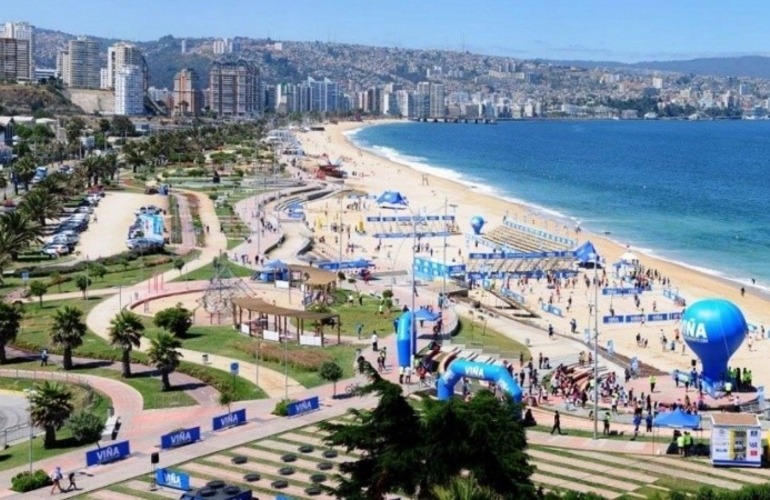 Imagen de Al menos 200 turistas argentinos fueron estafados al haber pagado por un falso alojamiento en la costa de Chile