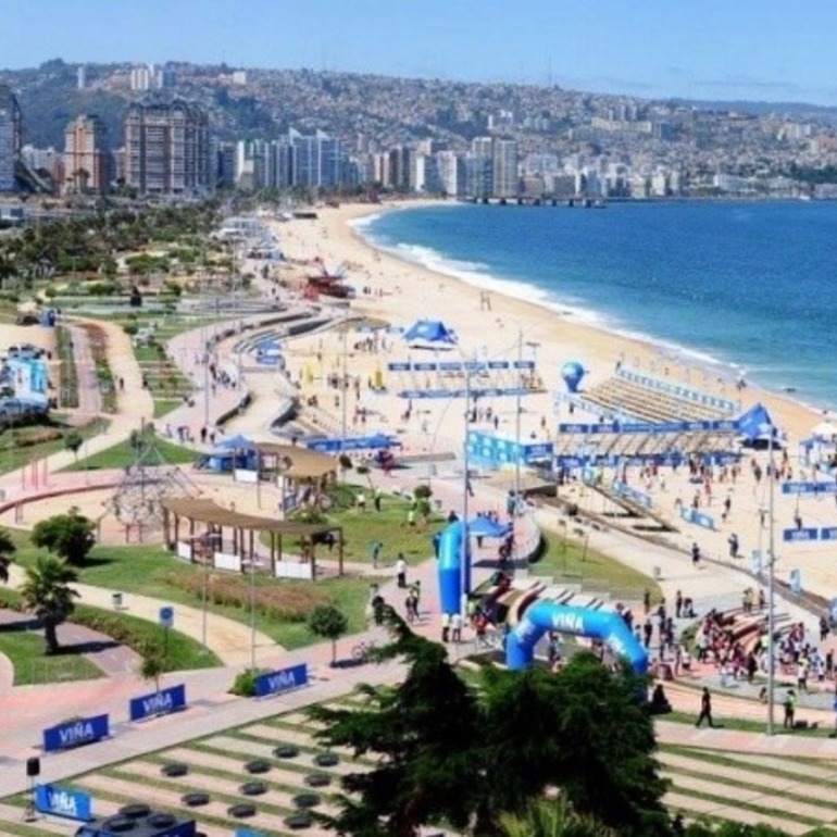 Imagen de Al menos 200 turistas argentinos fueron estafados al haber pagado por un falso alojamiento en la costa de Chile
