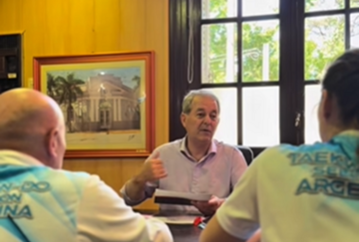 Imagen de El gobierno municipal entreg&oacute; m&aacute;s de $5.000.000 a deportistas locales a trav&eacute;s del Fondo del Deporte 2025