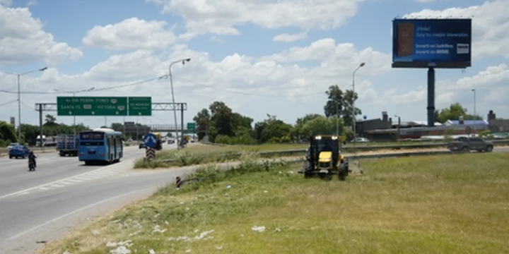 Imagen de Circunvalaci&oacute;n: Naci&oacute;n reactiv&oacute; el corte de pasto, pero crece el reclamo por la "oscuridad total"