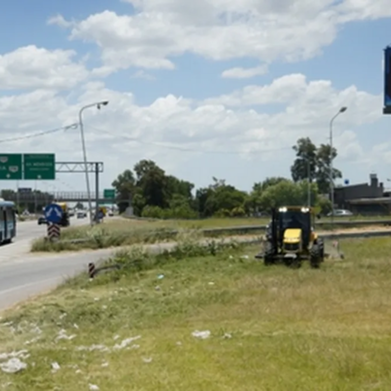 Imagen de Circunvalaci&oacute;n: Naci&oacute;n reactiv&oacute; el corte de pasto, pero crece el reclamo por la "oscuridad total"