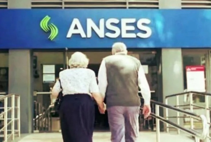 Imagen de Anses anunci&oacute; un aumento del 2,47 % en jubilaciones, pensiones y asignaciones para enero