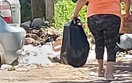 Imagen de Reclamo vecinal por basura y malos olores en calle Alvarado frente al Vivero Municipal