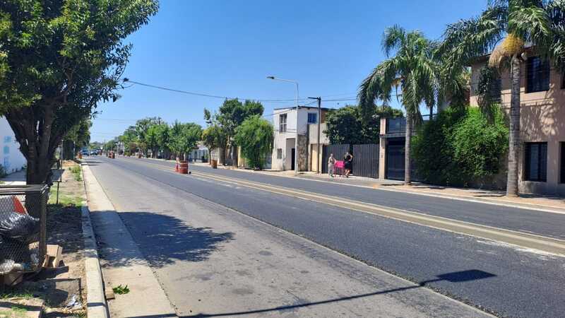 Imagen de El Concejo se reuni&oacute; con el Ejecutivo y vecinos por el cantero central de calle Intendente Costantini