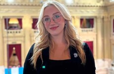 Imagen de Esc&aacute;ndalo y sanci&oacute;n hist&oacute;rica: la funcionaria libertaria que choc&oacute; ebria no podr&aacute; tramitar su licencia en Santa Fe