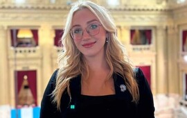 Imagen de Esc&aacute;ndalo y sanci&oacute;n hist&oacute;rica: la funcionaria libertaria que choc&oacute; ebria no podr&aacute; tramitar su licencia en Santa Fe