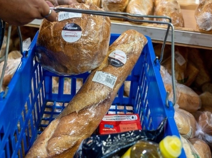 Imagen de La canasta b&aacute;sica volvi&oacute; a subir por encima de la inflaci&oacute;n y una familia necesit&oacute; m&aacute;s de $1.300.000 para no ser pobre