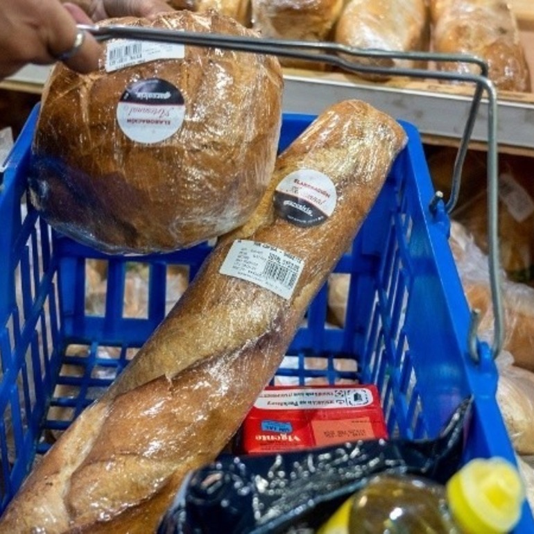 Imagen de La canasta b&aacute;sica volvi&oacute; a subir por encima de la inflaci&oacute;n y una familia necesit&oacute; m&aacute;s de $1.300.000 para no ser pobre