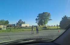 Personal de Control Urbano en el acceso autopista.