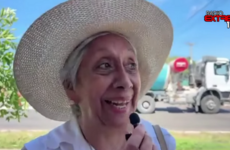 Maria Cristina Ibarra hoy juntando firmas en el ingreso de zona norte de la ciudad