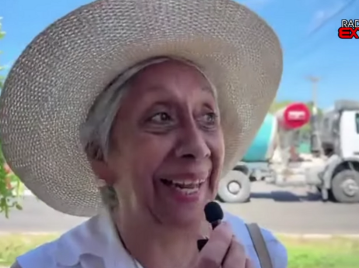 Maria Cristina Ibarra hoy juntando firmas en el ingreso de zona norte de la ciudad